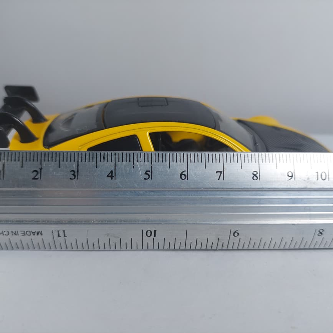 BMW M4 MARCA CHINA Escala 1-36 5