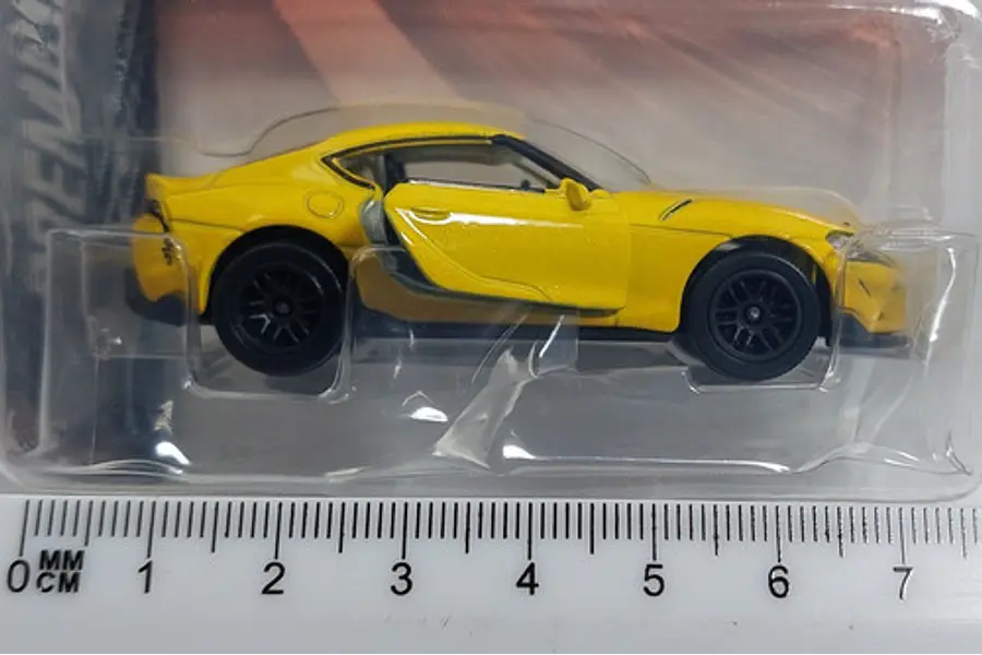 Toyota GR Supra 1/64 de Majorette-