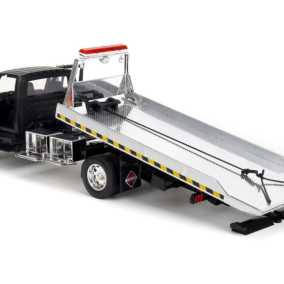 international CAMA BAJA GRUA 1:24 Marca JADA 3