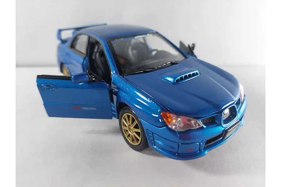 SUBARU IMPREZA STI Escala 1/24 MARCA MOTOR MAX