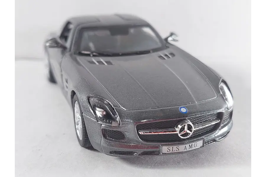 MERCEDES BENZ SLS AMG ESCALA 1/36 GRIS KINSMART
