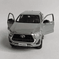 Toyota hilux GRIS ESCALA 1-24 marca maisto - Miniatura 5