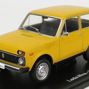 Lada Niva 2121, IXO, Escala 1:24 