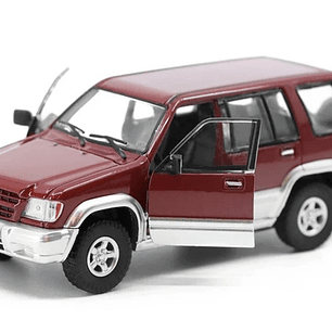 Chevrolet TROOPER escala 1-64 ROJO