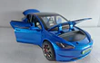 Tesla Modelo 3 AZUL, Chino, Escala 1-32