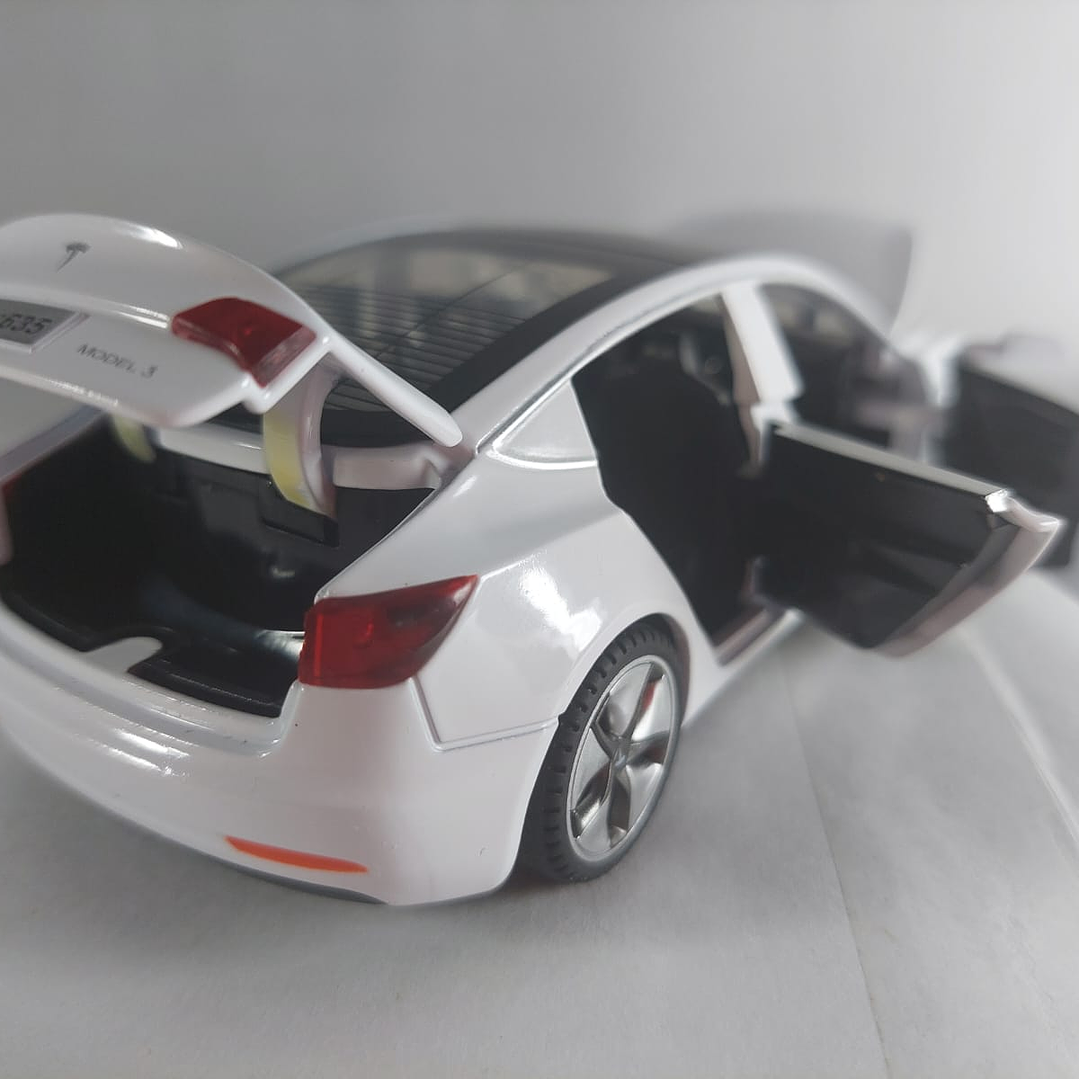 Tesla Modelo 3 BLANCO, Chino, Escala 1-32 6