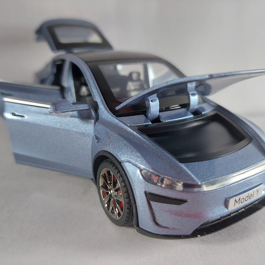 Tesla Modelo Y azul, Chino, Escala 1-32 5