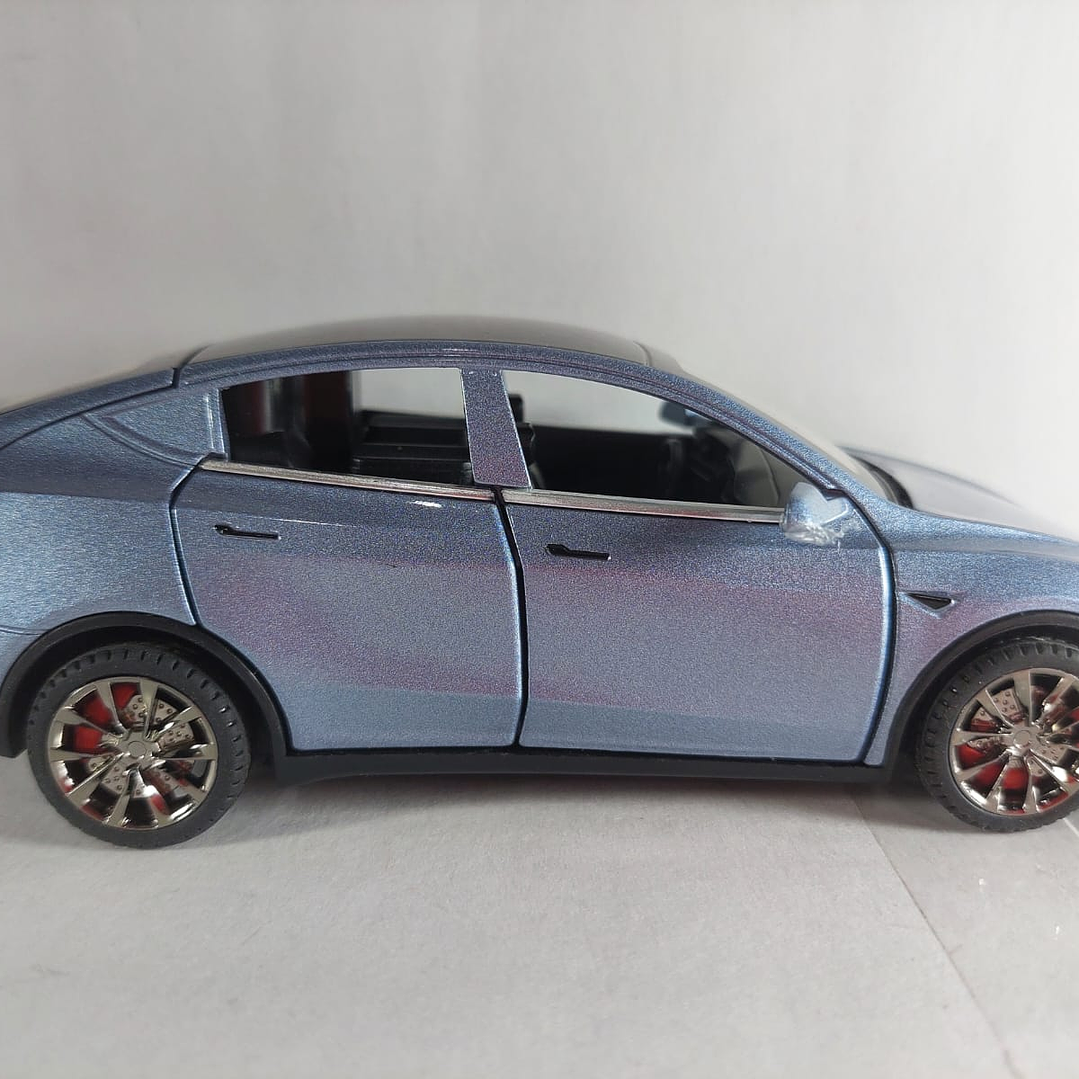 Tesla Modelo Y azul, Chino, Escala 1-32 11