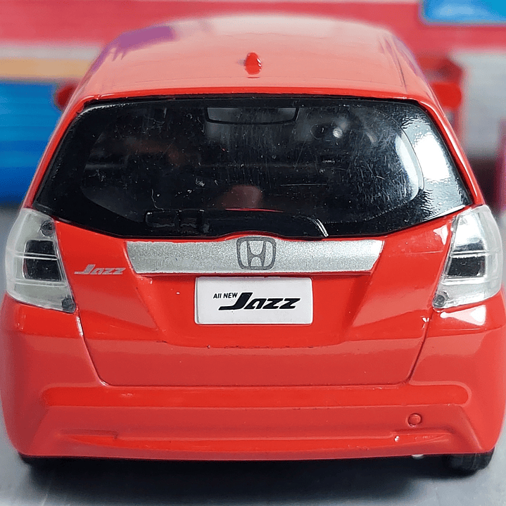Honda FIT ROJO Escala 1-36 RMZ 2