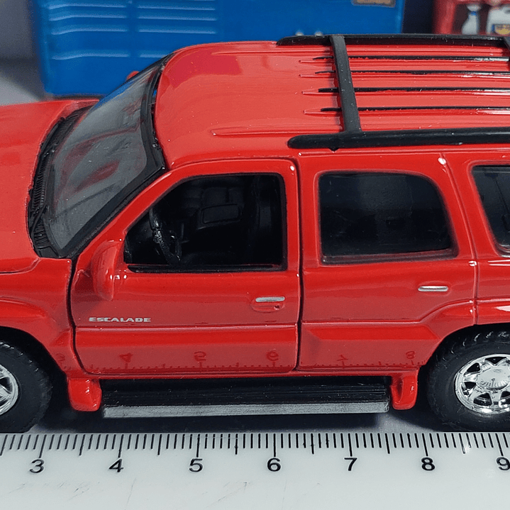 Cadillac Escalade 2002 ROJO 1/36 WELLY 5