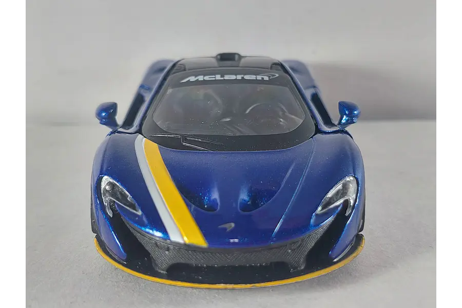McLaren P1 AZUL Kinsmart, Escala 1-36