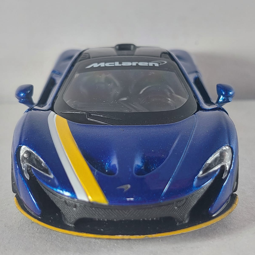 McLaren P1 AZUL Kinsmart, Escala 1-36 1