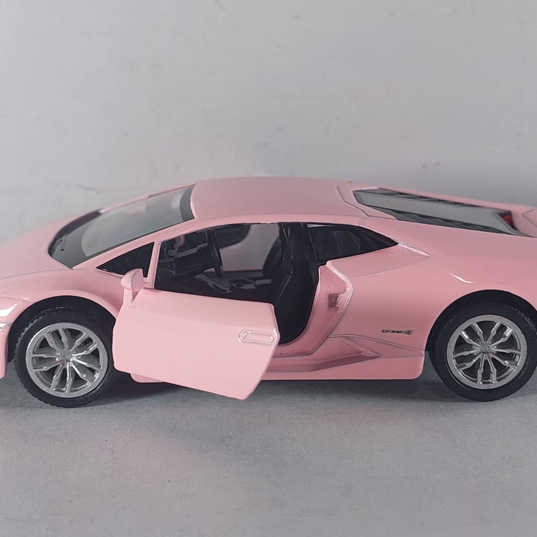Lamborghini HURACAN ROSADO  Escala 1/36 marca RMZ 2