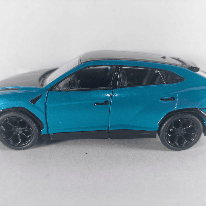 Lamborghini Urus performante VERDE 1/36, kinsmart 3
