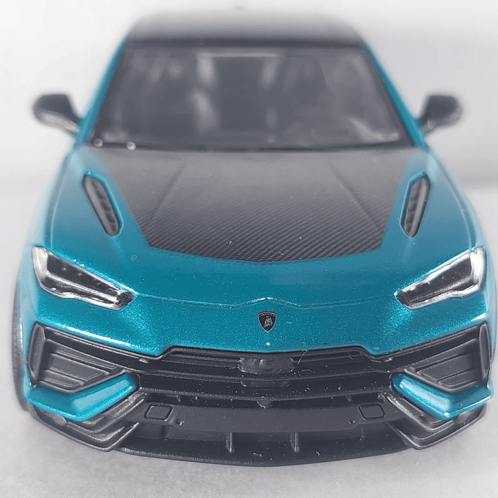 Lamborghini Urus performante VERDE 1/36, kinsmart 4