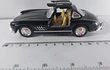 Mercedes-Benz 300SL 1954 ALAS DE GAVIOTA, Kinsmart, 1-36 NEGRO