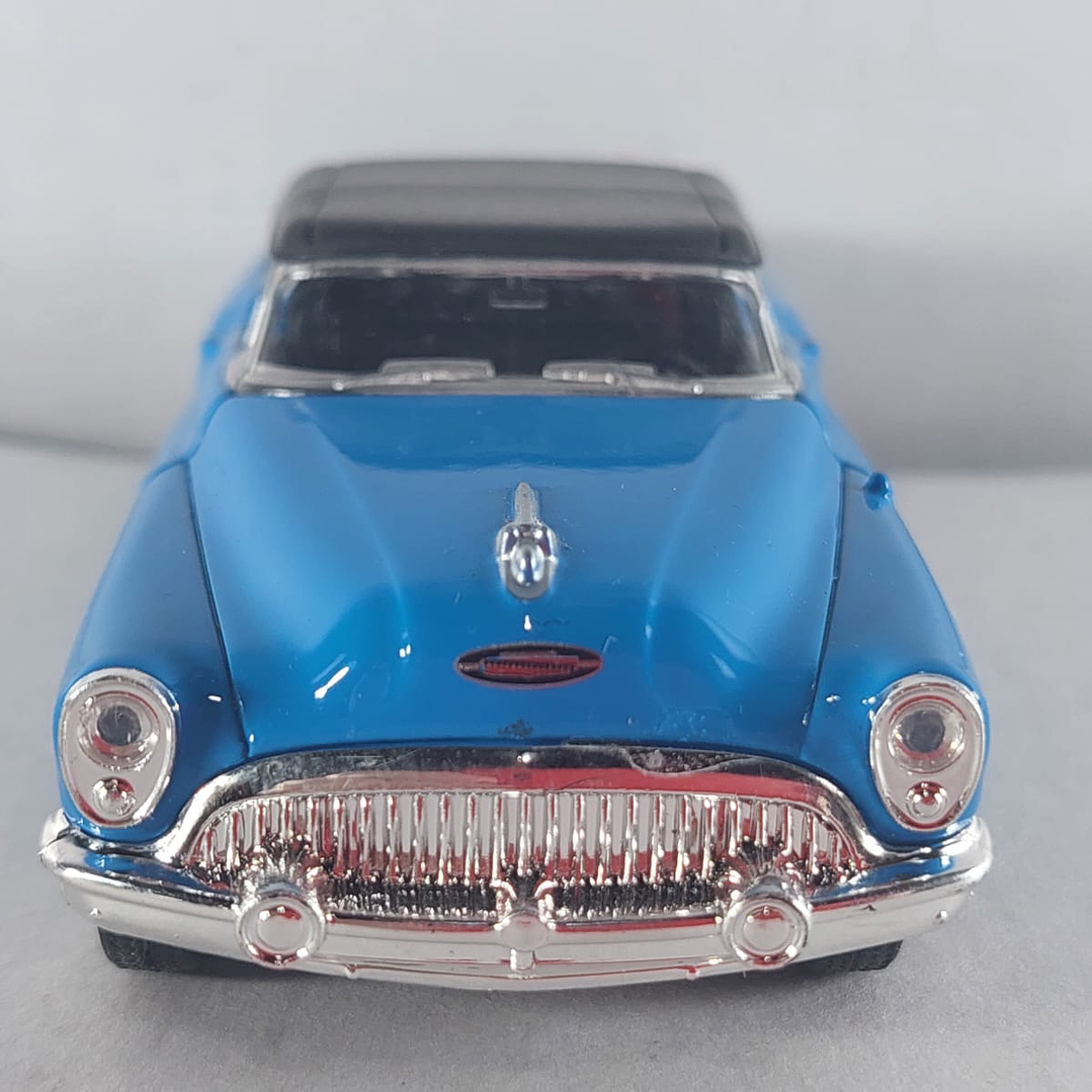 Buick Skylark AZUL Escala 1:36 marca welly 5