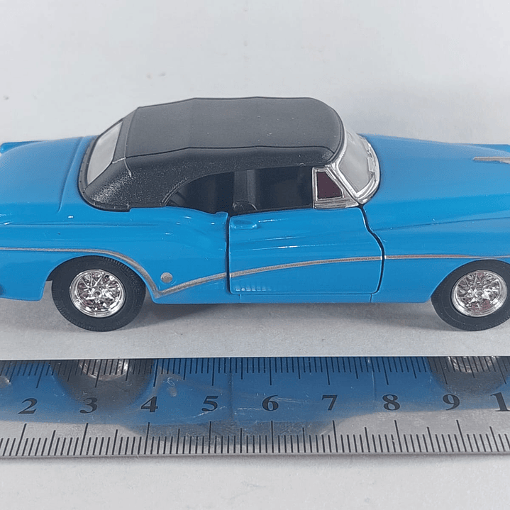 Buick Skylark AZUL Escala 1:36 marca welly 6