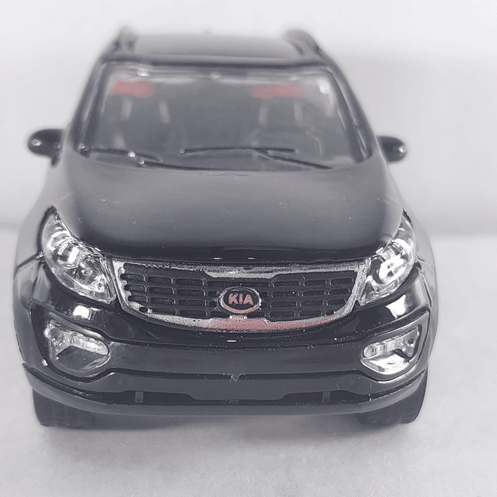 Kia sportage negro 2015  1/36 LED 5