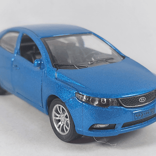 Kia cerato azul Escala 1/36 con luces LED