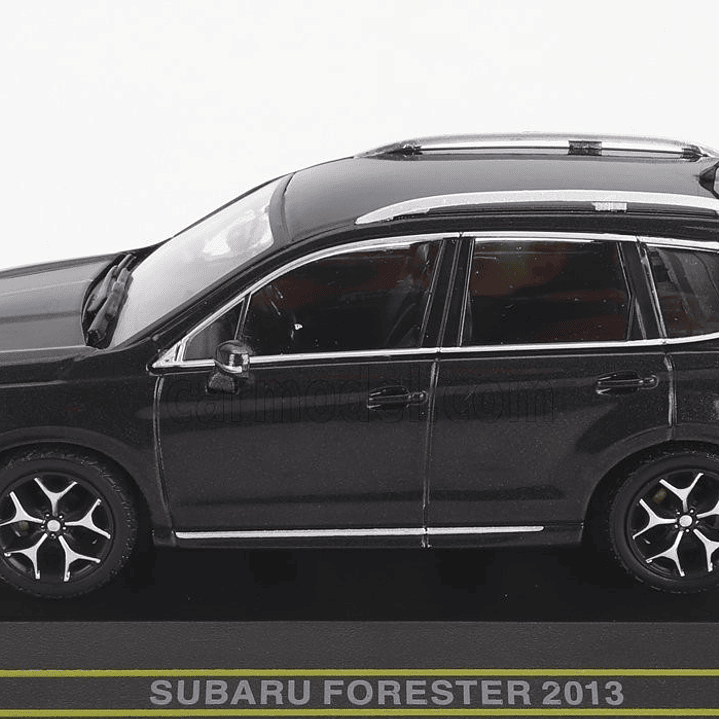 Subaru Forester  Escala 1-43 marca FIRST 43 4