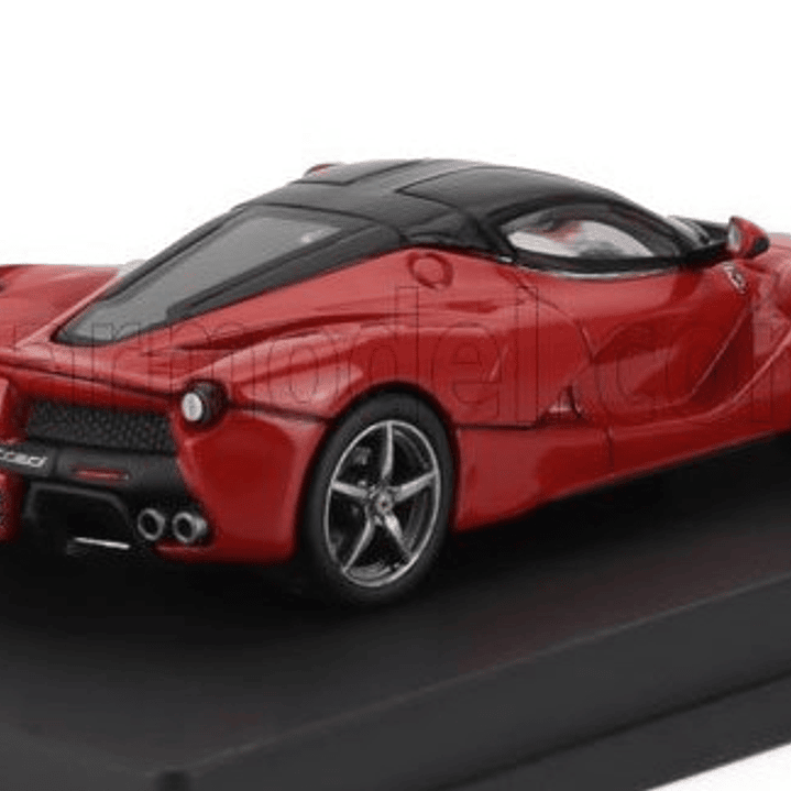 FERRARI laferrari Escala 1/64 , Marca Ixo 3