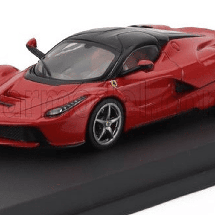 FERRARI laferrari Escala 1/64 , Marca Ixo 4