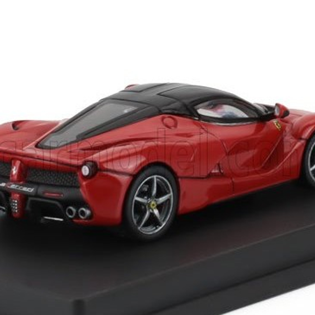 FERRARI laferrari Escala 1/64 , Marca Ixo 5