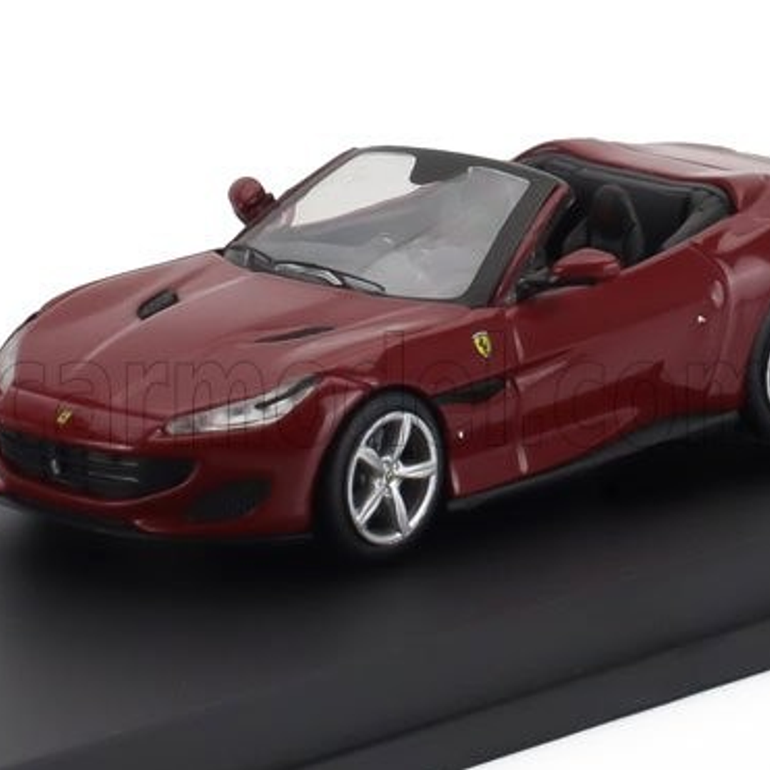 FERRARI portofino Escala 1/64 , Marca Ixo 4