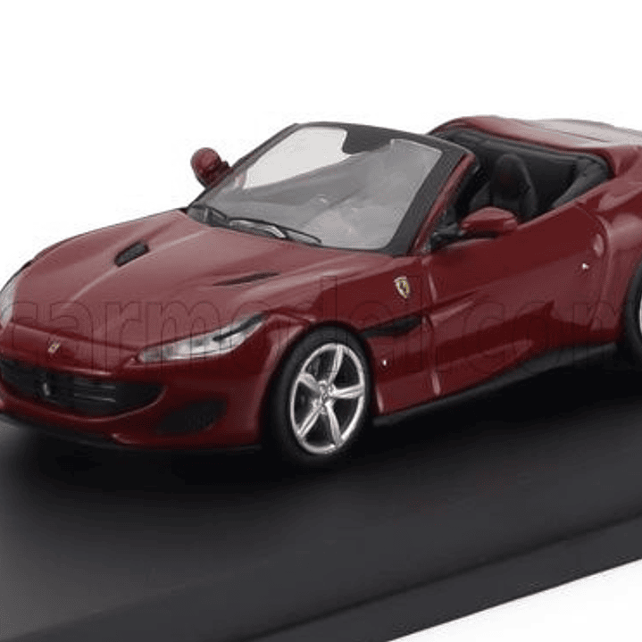 FERRARI portofino Escala 1/64 , Marca Ixo 4