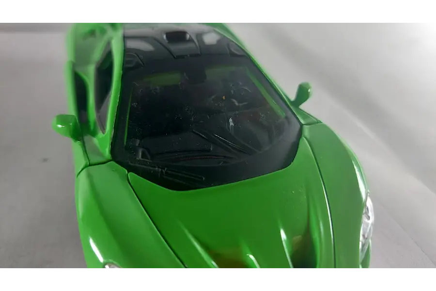 McLaren P1 VERDE , Escala 1-32
