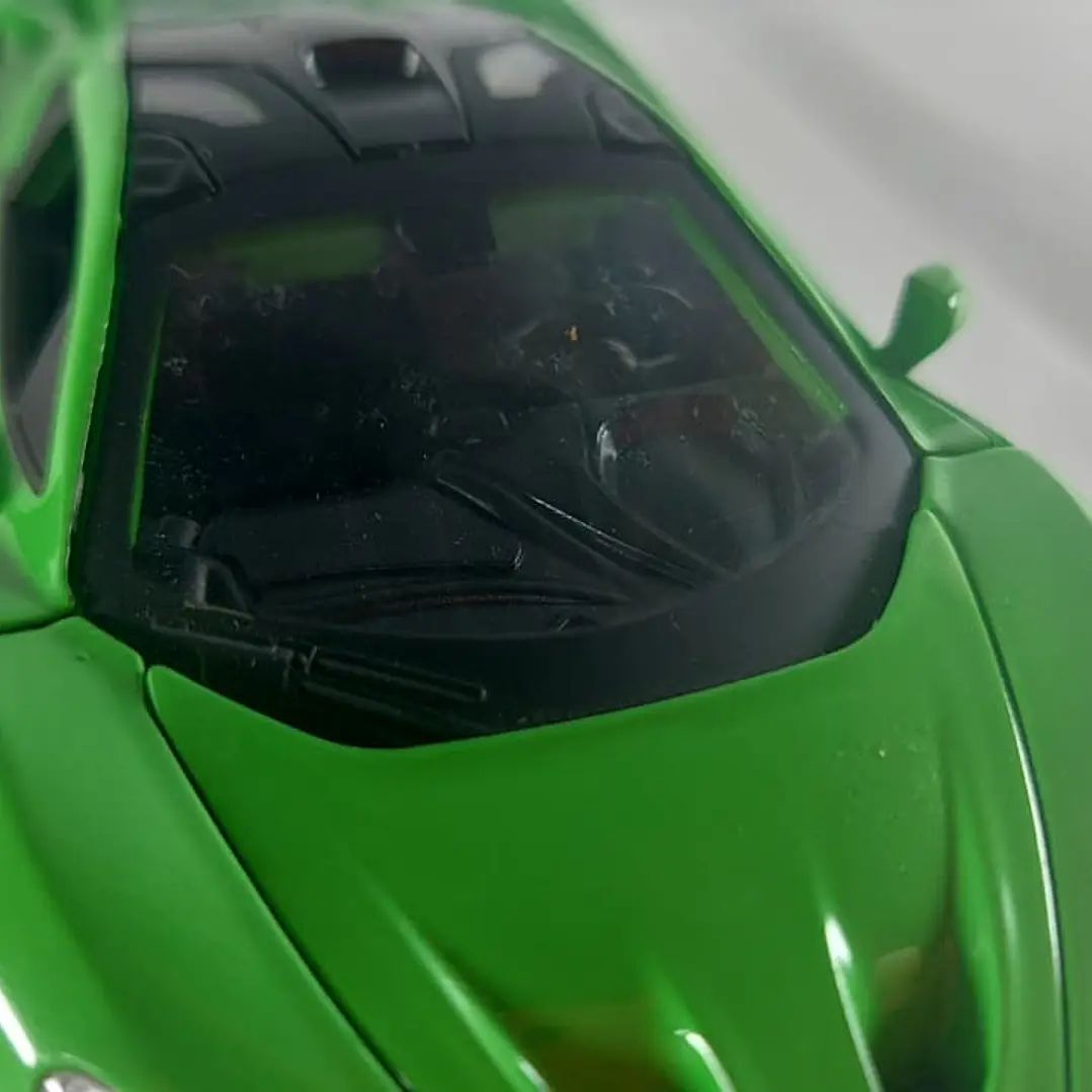 McLaren P1 VERDE , Escala 1-32 1