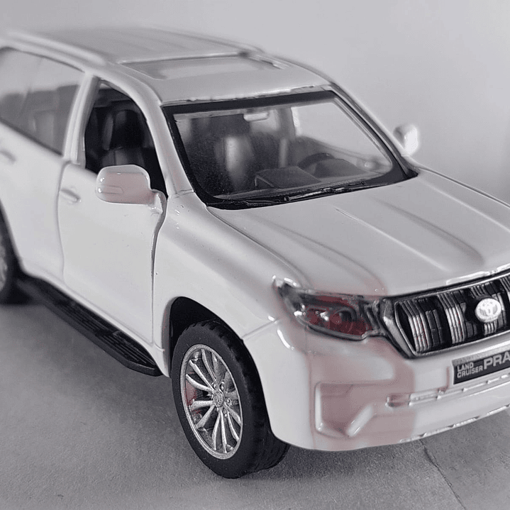 TOYOTA PRADO MARCA: MSZ ESCALA 1/43 6