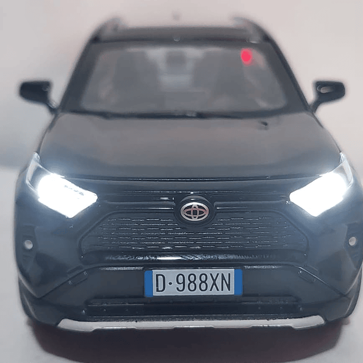 Toyota RAV4 ,negra Escala 1/32  1