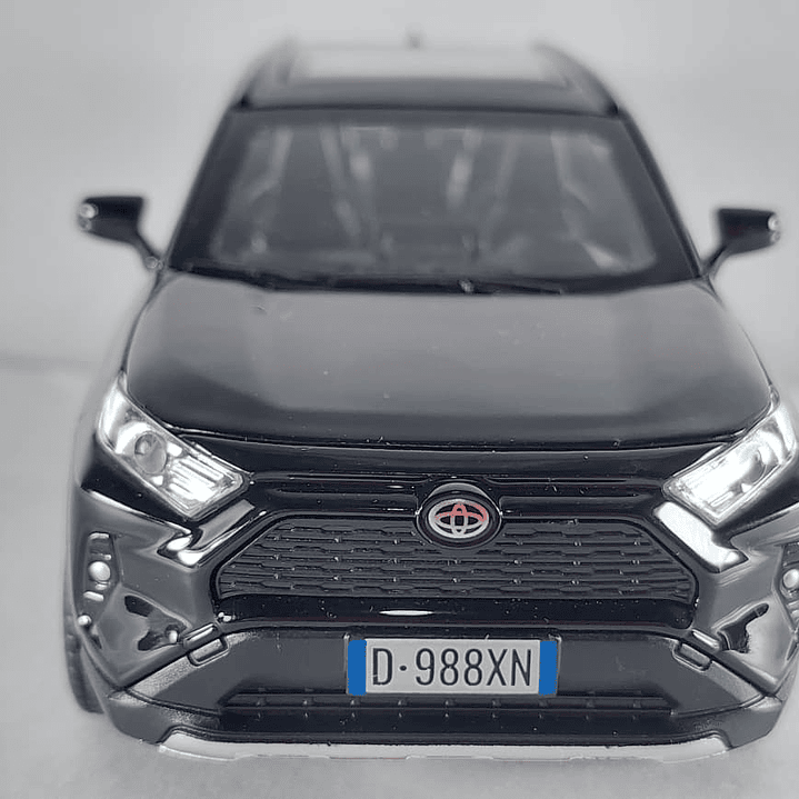 Toyota RAV4 ,negra Escala 1/32  3