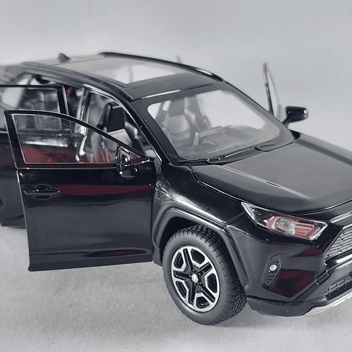 Toyota RAV4 ,negra Escala 1/32  10