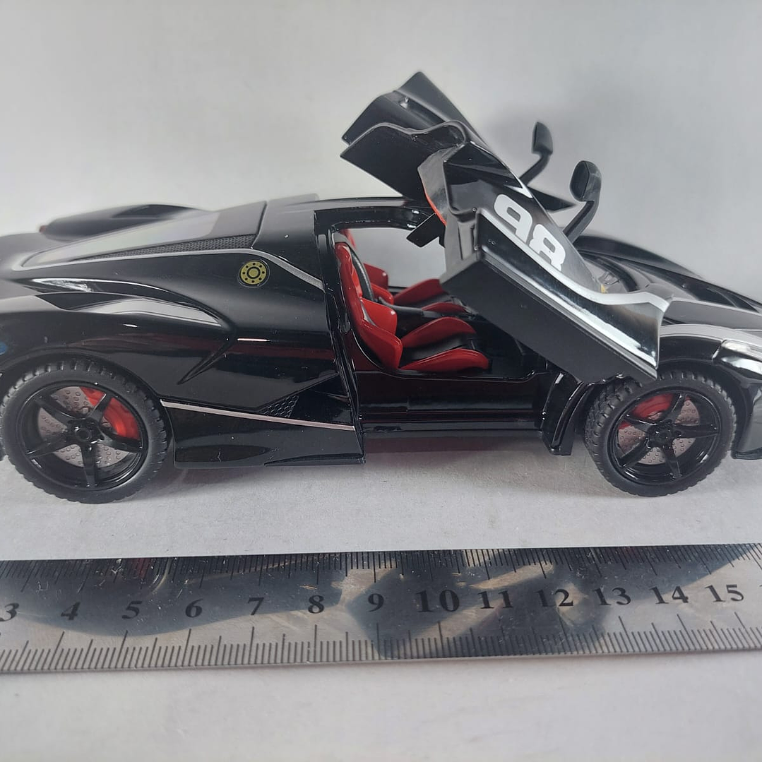 Ferrari LaFerrari NEGRO ,LIVERY  Escala 1/24 leds 6