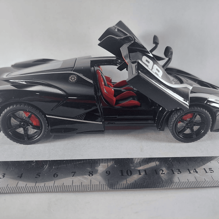 Ferrari LaFerrari NEGRO ,LIVERY  Escala 1/24 leds 6
