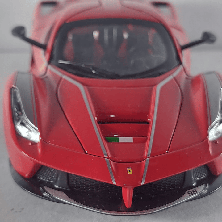 Ferrari LaFerrari  aperta ROJO LIVERY Escala 1/24 3
