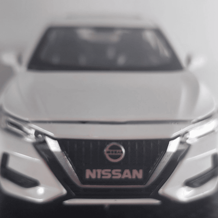 Nissan SENTRA  2020 , Escala 1-32 marca china luces Led 7