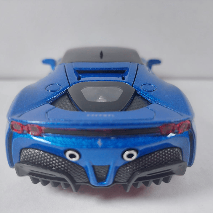 Ferrari SF 90, AZUL Escala 1/32, Marca CHINA - 7