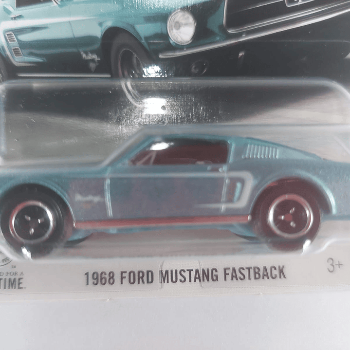 FORD MUSTANG FASTBACK 1968 MATCHBOX Escala 1-64 2