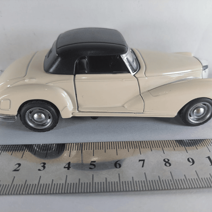 Mercedes Benz 300S W188 , Escala 1/36, marca china 7