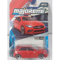 Mercedes Benz AMG A35 ROJO Escala 1/64 Marca Majorette