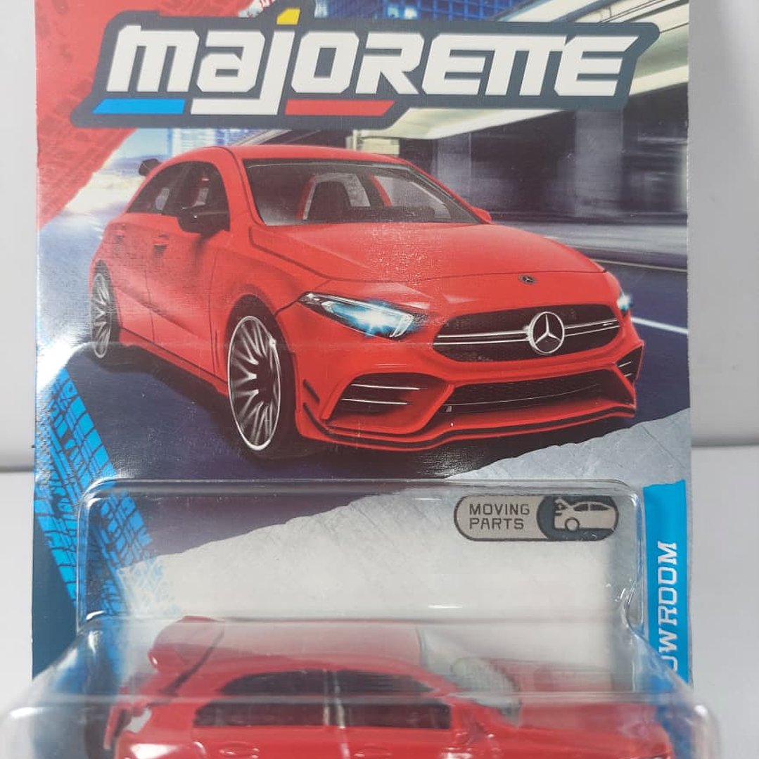 Mercedes Benz AMG A35 ROJO Escala 1/64 Marca Majorette 1