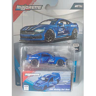 Ford Mustang Dark horse  Escala 1/64 Marca Majorette