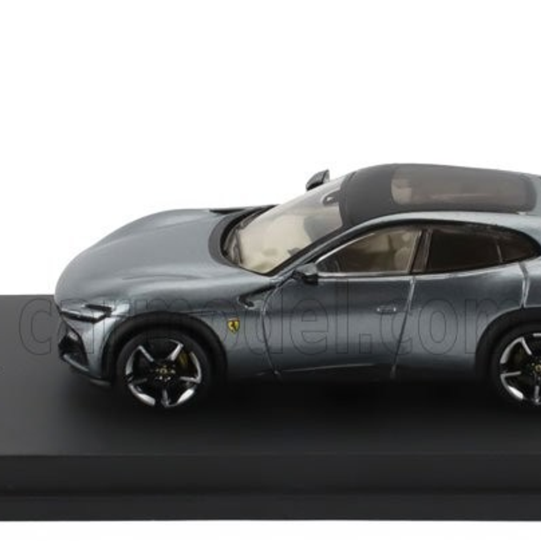 FERRARI 812 Superfast Escala 1/64 , Marca Ixo 3