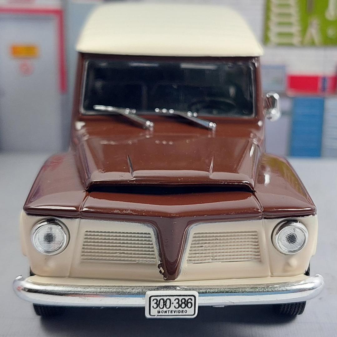 Jeep Willys Rural, Carro A Escala 1/43 Marca Ixo 1