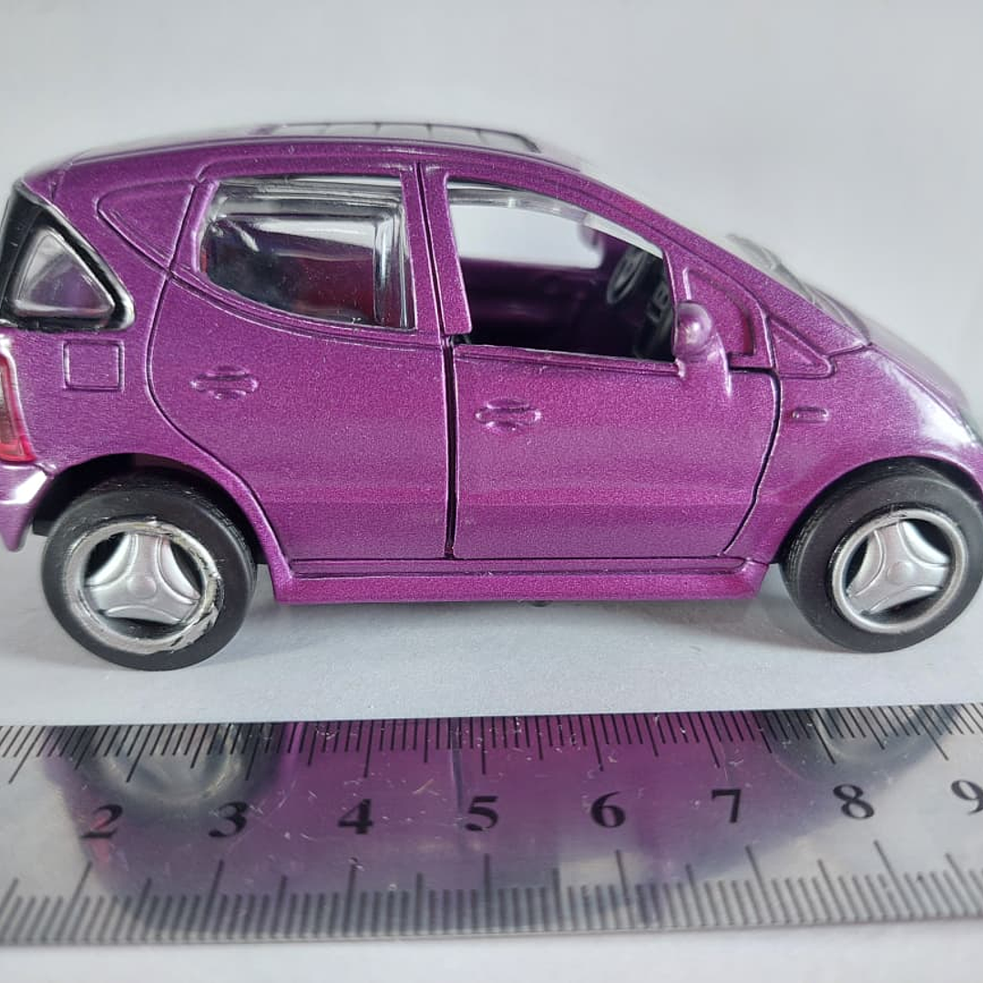 Mercedes Benz Clase A W168 Escala 1/32 Realtoy 4