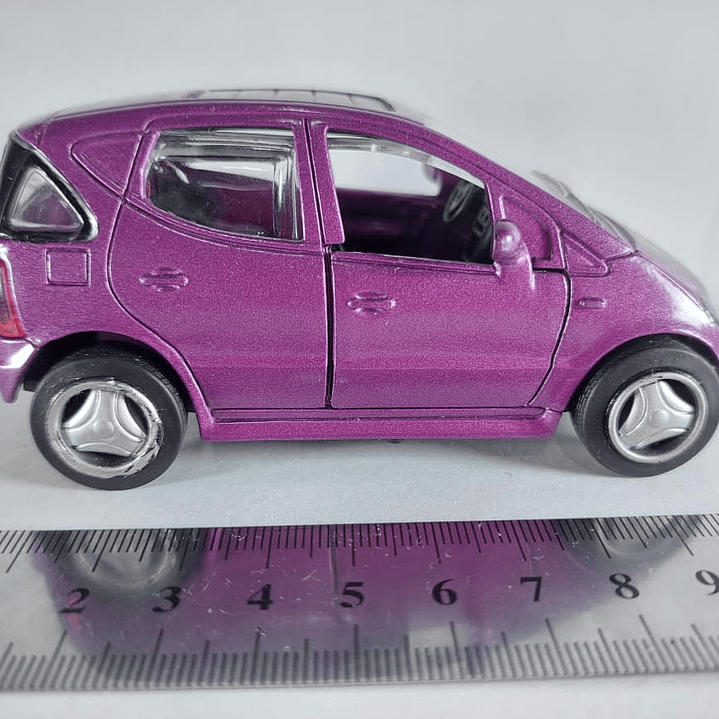 Mercedes Benz Clase A W168 Escala 1/32 Realtoy 4